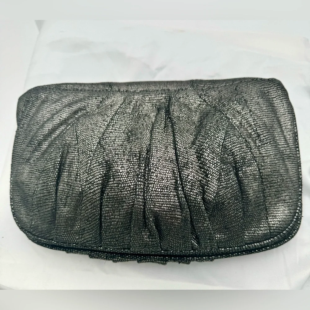 Tracy Reese Black‎ Sequel Kisslock Clutch - Picture 2 of 10